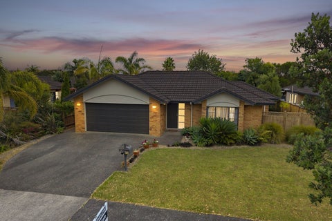 33 Croftview Road, Wattle Downs, Auckland
