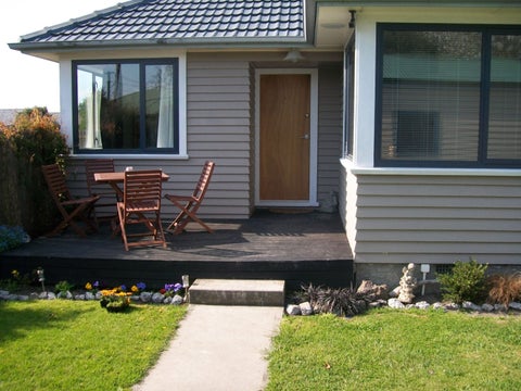 32 Farquhars Road, Redwood, Christchurch