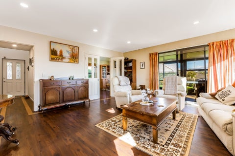67 Kentwood Drive, Woodridge, Wellington