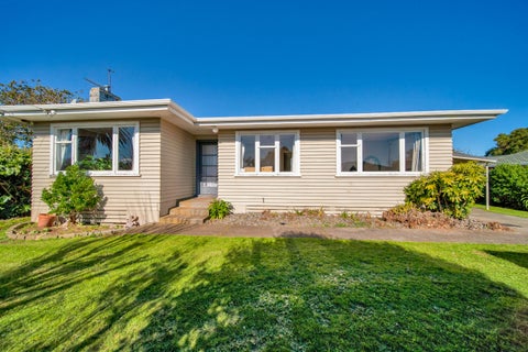 8 Reid Avenue, Hawera