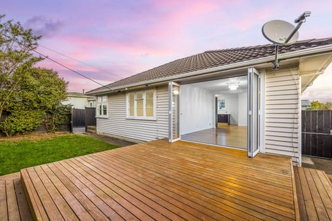 182 Waimumu Road, Massey, Auckland