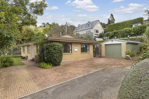 17 Esmae Place, Dinsdale, Hamilton