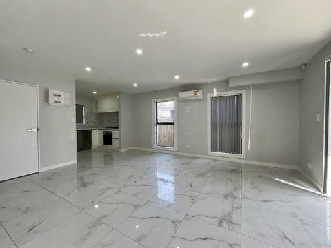 8/3 Arran Street, Avondale, Auckland