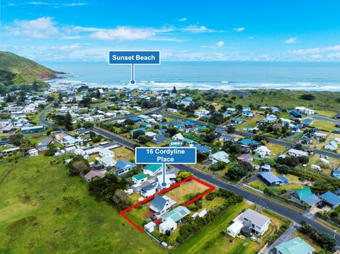 16 Cordyline Road, Port Waikato, Port Waikato