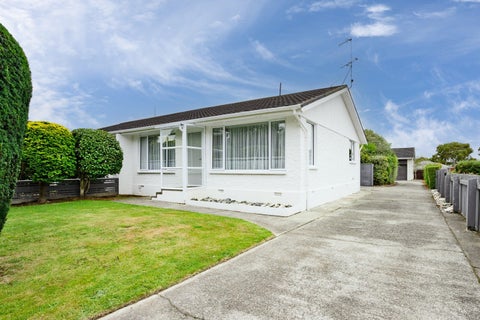 2/237 Queens Drive, Windsor, Invercargill