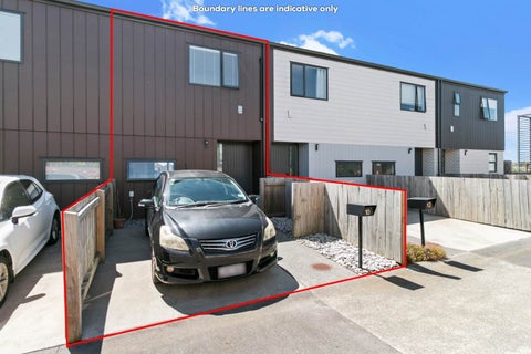 10 Dorothy Thorpe Way, New Lynn, Auckland
