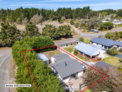 14 Kain Street, The Pines Beach, The Pines Beach