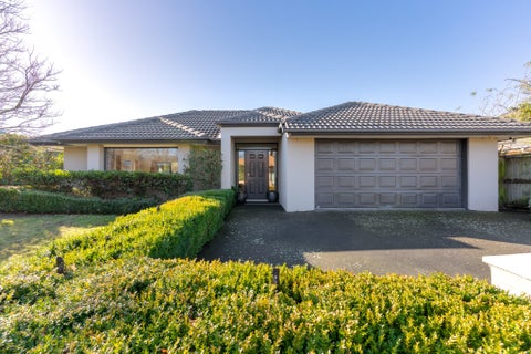 6 Kinsella Crescent, Aidanfield, Christchurch