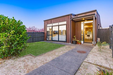 7 Liberation Road, Papakura, Papakura