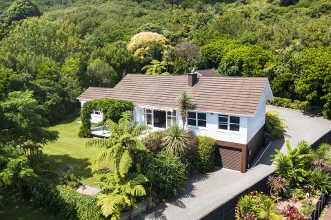 11 Tui Crescent, Waikanae, Waikanae