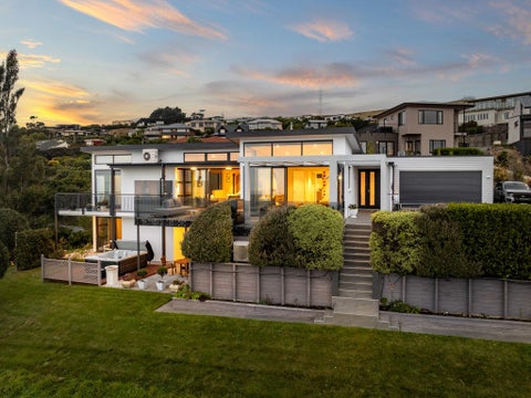 17 Stoneyridge Close, Mount Pleasant, Christchurch
