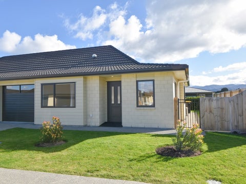 59 Ashmore Park Road, Carterton, Carterton