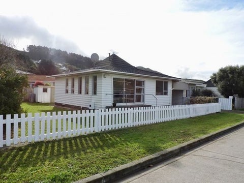 21A Beauchamp Street, Tawa, Wellington