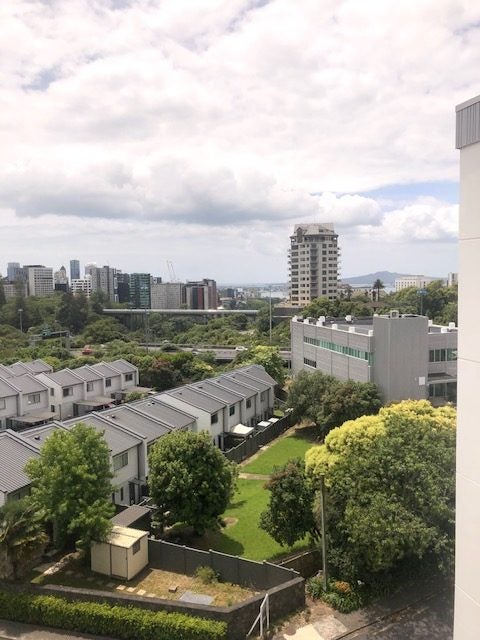 5Q/16 Burton Street, Grafton, Auckland