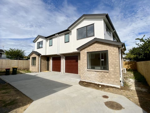96A Botany Road, Botany Downs, Auckland