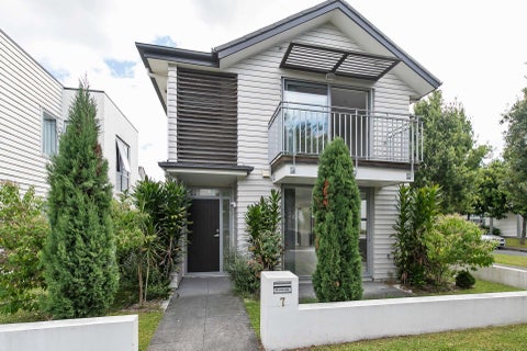 7 Phar Lap Crescent, Takanini, Auckland