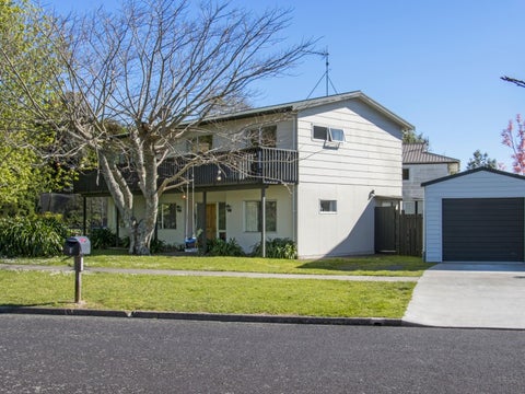 1 Adela Stewart Drive, Athenree, Katikati