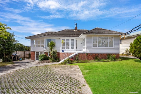 188 White Swan Road, Mount Roskill, Auckland
