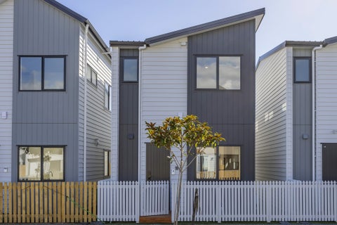 18 Tūkauri Place, Papakura