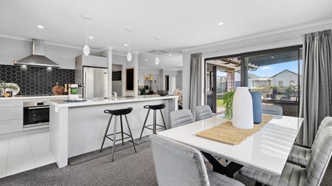 11 Waghorn Street, Pyes Pa, Tauranga