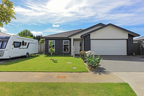 25 Young Place, Taradale, Napier