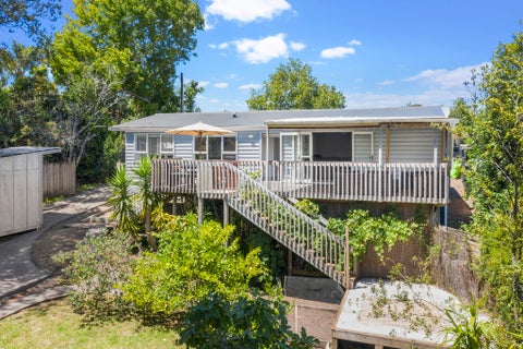 11 Norman Road, Titirangi, Auckland