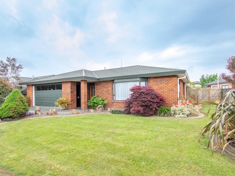 14 Rosebank Avenue, Kelvin Grove, Palmerston North
