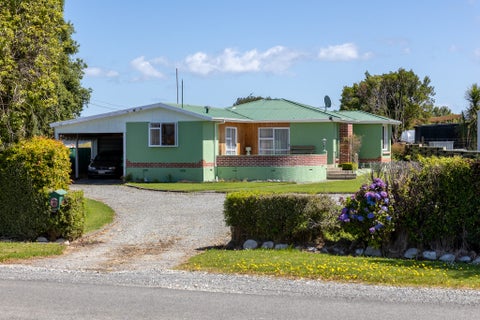 6 Papatotara Road, Tuatapere, Tuatapere