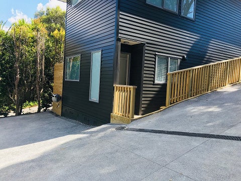 8 Paris Place, Birkenhead, Auckland