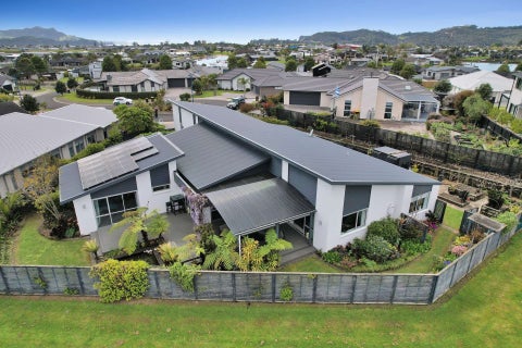 20 Roseberry Place, Whitianga, Whitianga