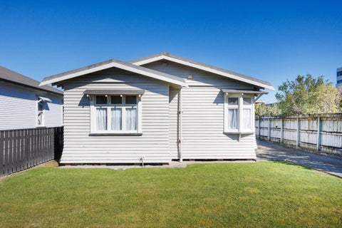 1/4 Oxford Street, Hokowhitu, Palmerston North
