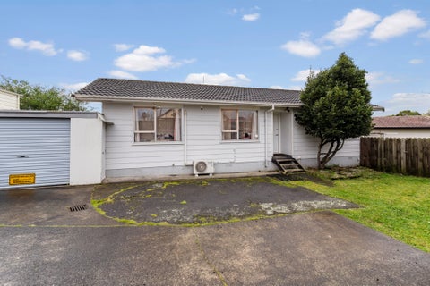 2/9 Heathberry Close, Papatoetoe, Auckland