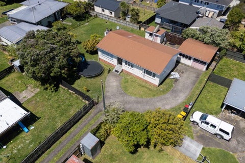 16 Hooks Road, Manurewa, Auckland