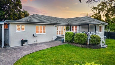 1/75 Atkinson Road, Titirangi, Auckland
