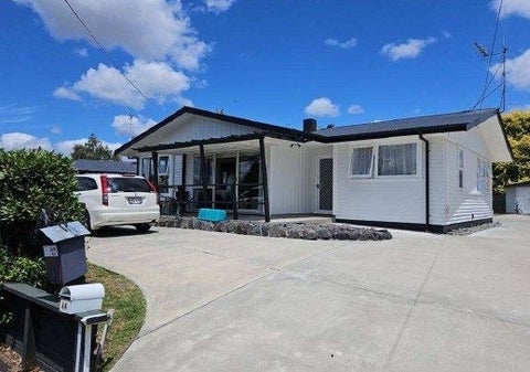 4 Jeanette Street, Glenview, Hamilton
