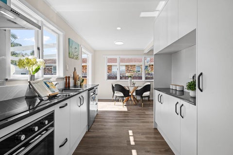 77 Dale Crescent, Pakuranga, Auckland