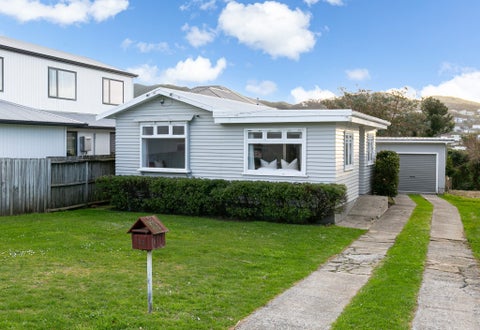42 Tarawera Road, Johnsonville, Wellington
