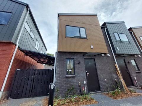 27 Toanga Place, Mount Wellington, Auckland