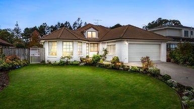 7 The Green, Golflands, Auckland