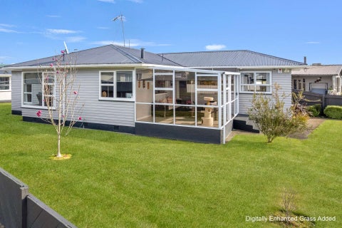 16 Meadowvale Drive, Levin, Levin