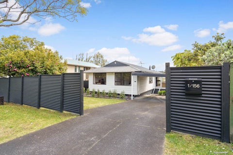 1/156 Universal Drive, Henderson, Auckland