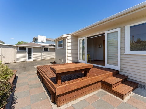 8 Essex Place, Milson, Palmerston North