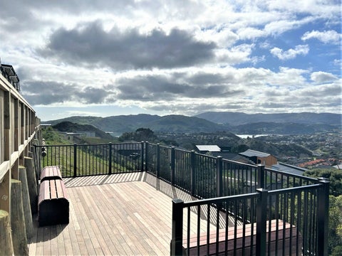 8/30 Adventure Drive, Whitby, Porirua