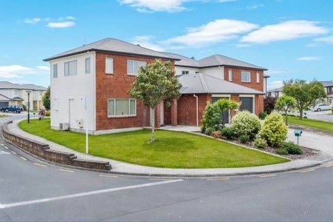 17 Gordon Davies Lane, Huntington, Hamilton