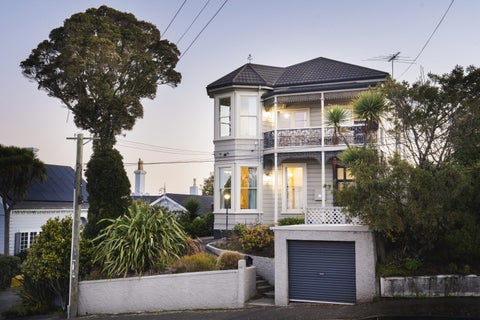 101 Eglinton Road, Mornington, Dunedin
