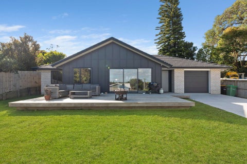 36A Hand Road, Helensville, Helensville