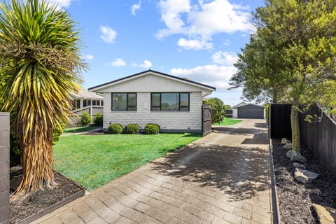 42 Arran Crescent, Woolston, Christchurch