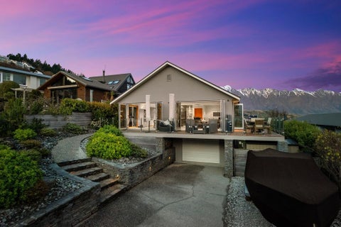 37 Suburb Street, Queenstown, Queenstown