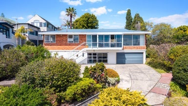 2/42 Ngaiwi Street, Orakei, Auckland