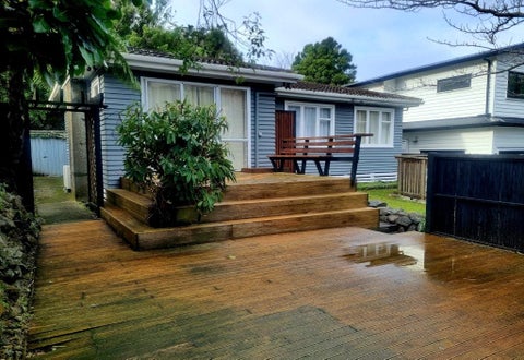 6A Bell Street, Tawa, Wellington